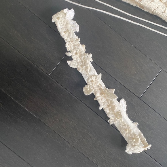 The Little Black Bow Lehenga - Top, Skirt, Waist Belt and Dupatta - Picture 15 of 17